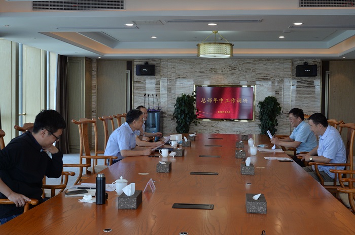 1595229658363629.jpg HUY_9057.JPG